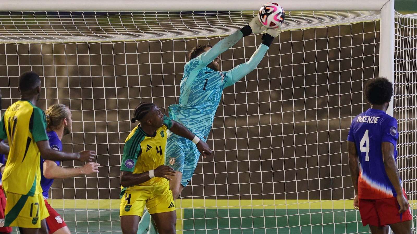 气逼人的年 气逼人的年