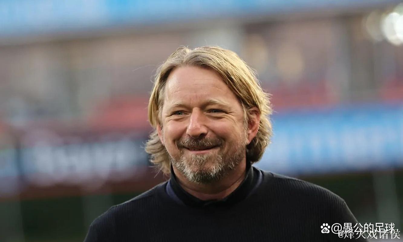 官方:“钻石眼”米斯林塔特加入德乙俱乐部杜塞 官方:“钻石眼”米斯林塔特加入德乙俱乐部杜塞