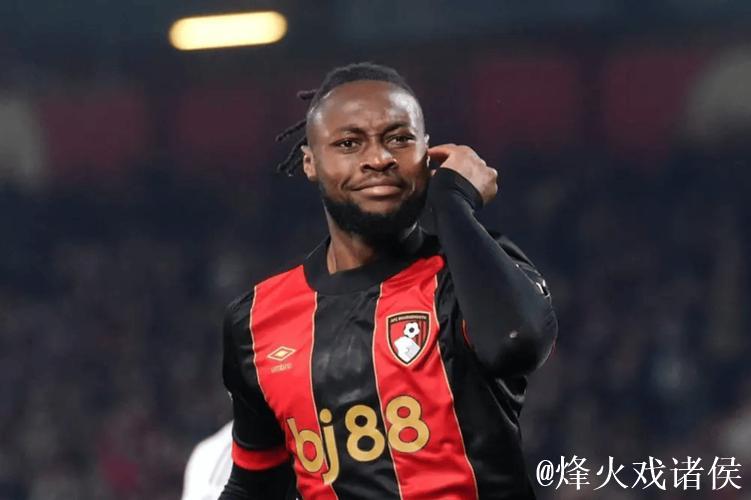 英超-帕利尼亚惊艳倒钩,塞梅尼奥压哨绝杀,热刺2-3不敌伯恩茅斯 英超-帕利尼亚惊艳倒钩,塞梅尼奥压哨绝杀,热刺2-3不敌伯恩茅斯